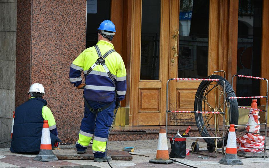 comment déboucher un toilette Paris 2